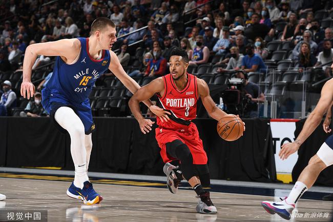 轻后卫的离 轻后卫的离